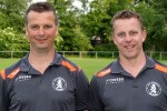 Marco Brouwer (links op de foto) als trainer van de A! van Sparta Nijkerk met assistent-trainer Remko Veenstra in het seizoen 2013/2014.